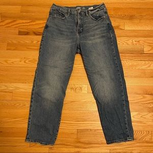 Old Navy High-Waisted Straight Leg Jeans (Light Wash)